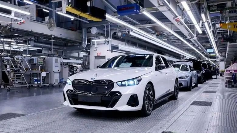 Новая «пятёрка» BMW уже сходит с конвейера. Производство BMW i5 стартовало в Германии