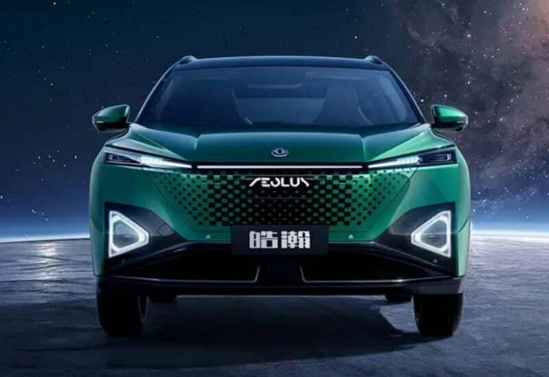 Запас хода 1350 км, 360 л.с. и разгон от 0 до 100 км/ч за 6 с. Стартовал приём предварительных заказов на Dongfeng Aeolus Haohan 