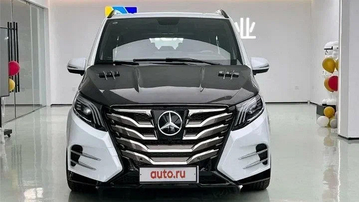 В России начали предлагать минивэны Mercedes V-класса с беспощадным китайским тюнингом. Посмотрите, как выглядят такие машины