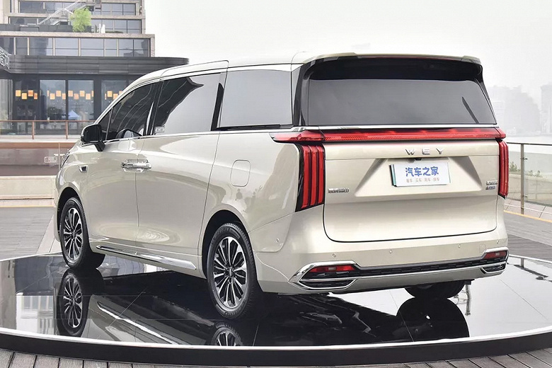 Очередной аналог Toyota Alphard из Китая. Премиум-минивэна Wey Alpine показали изнутри и снаружи