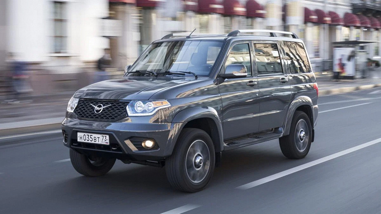 Официально: УАЗ «Патриот» получит дизельный мотор и «автомат»