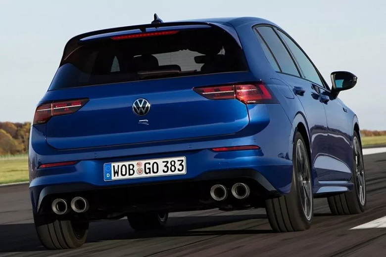 В России появился 320-сильный полноприводный Volkswagen Golf