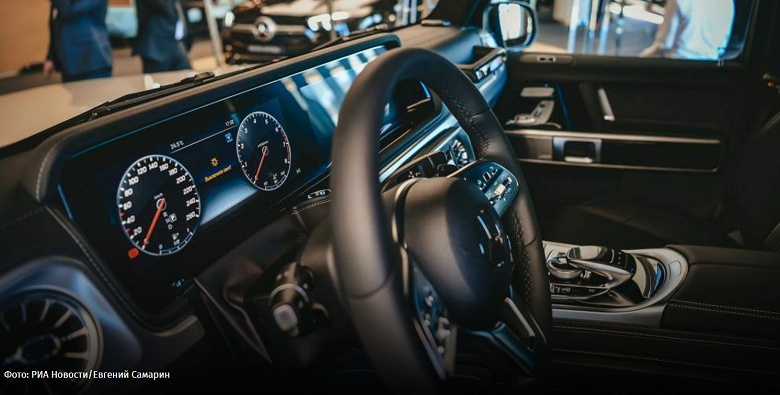 Mercedes-Benz полностью отключил российских дилеров от своего ПО