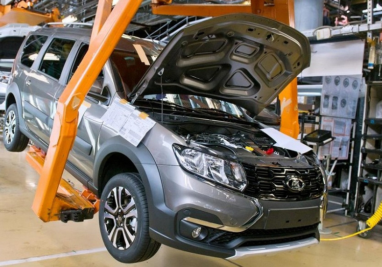 АвтоВАЗ собирается перенести производство одной из моделей Lada на другой завод