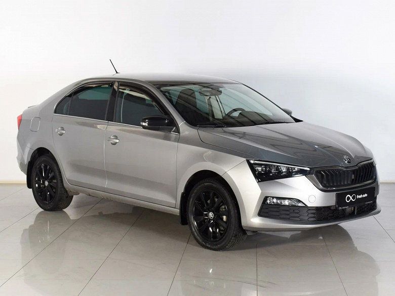 В России «парадокс трейд-ина»: владельцы 2-3-летних Renault, Mitsubishi и Skoda с пробегом до 20 тыс. км спешат пересесть на новых «китайцев»