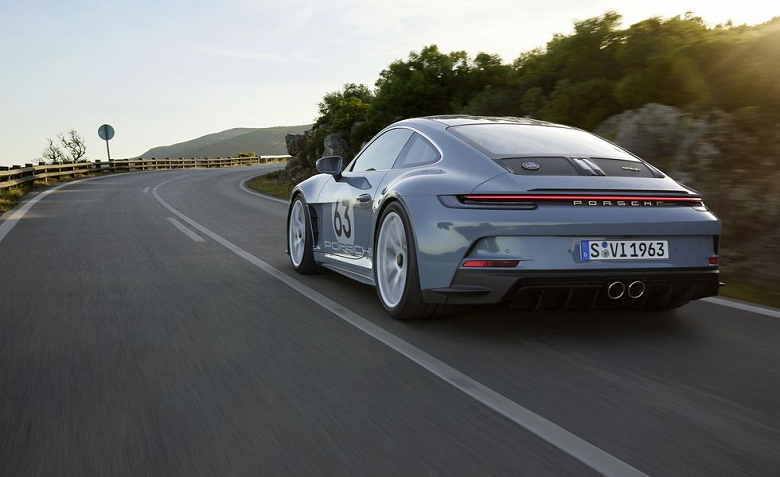 Представлен Porsche 911 S/T 2024 с механической коробкой переключения передач почти за 300 000 долларов