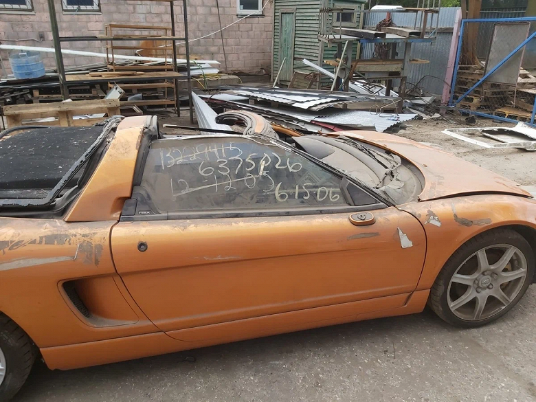 Редкий спорткар Acura NSX за 2 миллиона рублей сразу же купили — нового владельца не испугало ужасное состояние