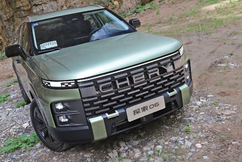 Свежий дизайн, полный привод, автопилот уровня 2,5, Snapdragon 8155, расход около 7 л/100 км. Chery открыла предпродажи совершенно нового кроссовера Chery Exploration 06
