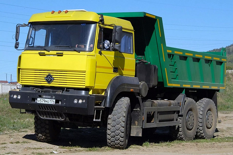 Большой апгрейд для российских грузовиков «Урал»: новая кабина, собственные мосты и «антисанкционный» мотор