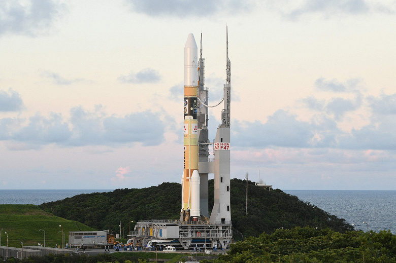 Японское космическое агентство готовится к запуску двух космических миссий на одной ракете