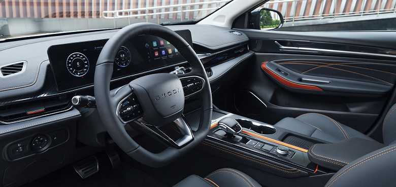 В России представлен «автомобиль-гаджет» Omoda S5 GT: много технологий, мало GT и цена от 2,84 млн рублей
