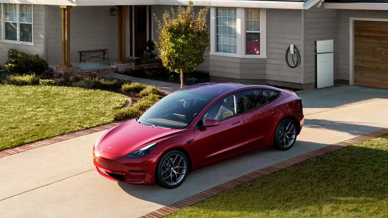 Цены на Tesla Model 3 первого поколения рухнули на фоне анонса новой модели