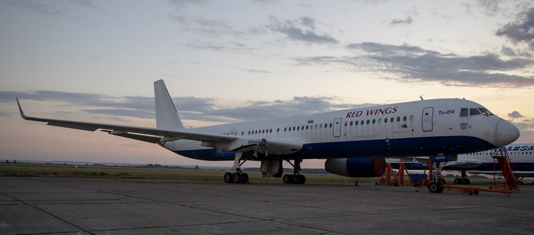 Первый Ту-214, восстановленный для Red Wings, поднялся в воздух