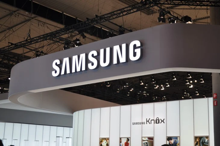 Из-за коронавируса доля Samsung на рынке контрактного производства полупроводниковой продукции уменьшится 