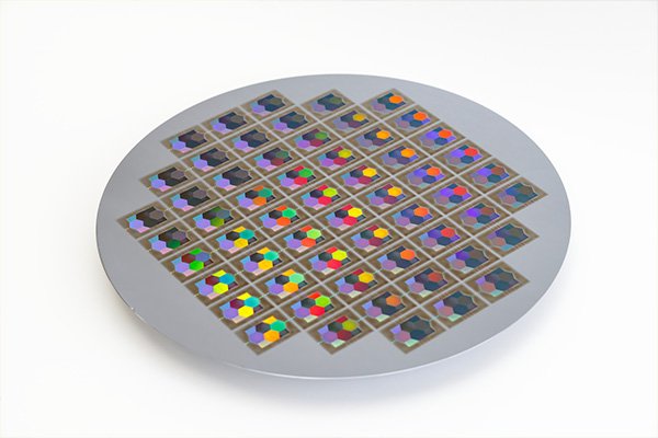 Canon представила коммерческую установку, позволяющую «печатать» 5-нанометровые чипы без фотолитографии