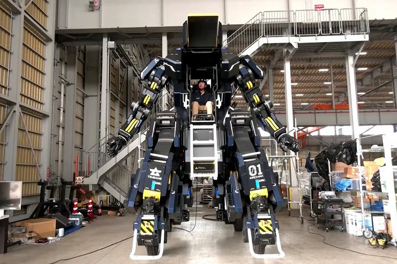 Японский стартап представил робот-костюм высотой 4,5 метра для космических исследований