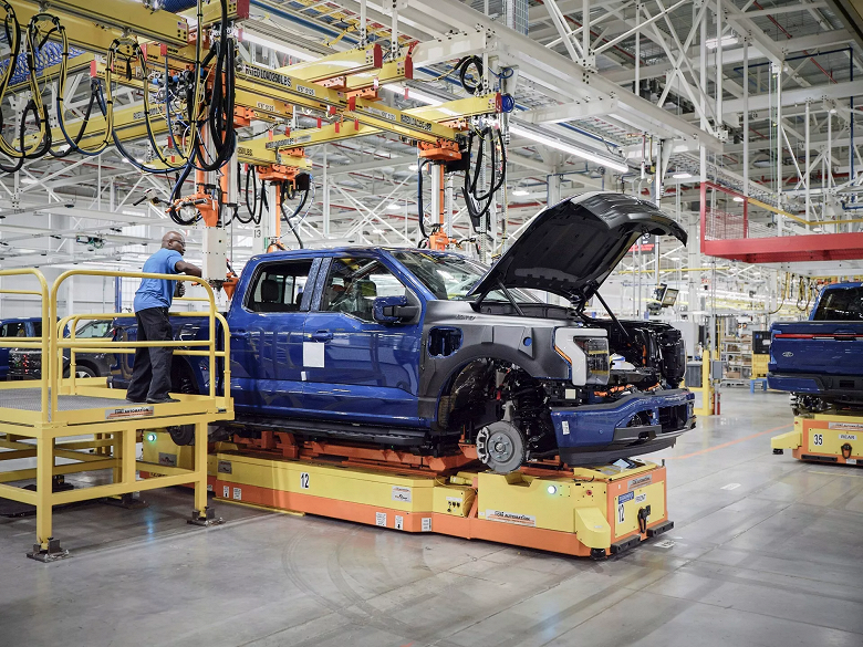 Ford отменяет заказы на F-150 Lightning 2023, автомобили пройдут дополнительные проверки качества
