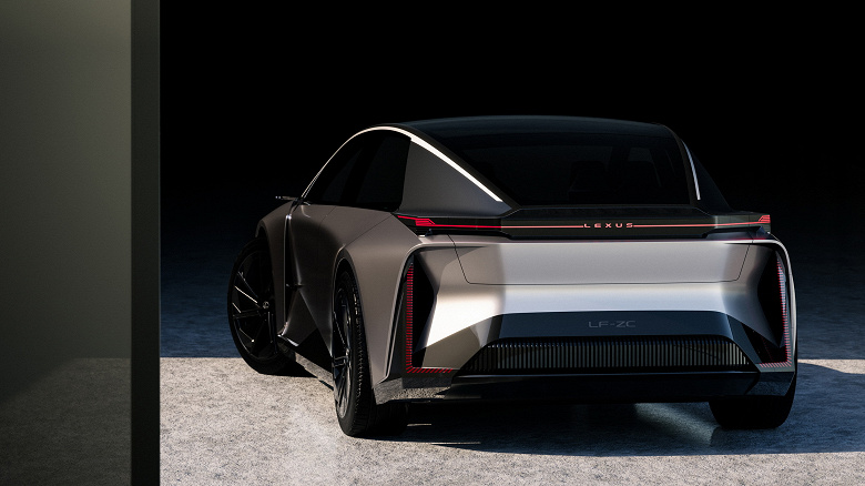 Представлен новейший Lexus LF-ZC с призматическими батареями