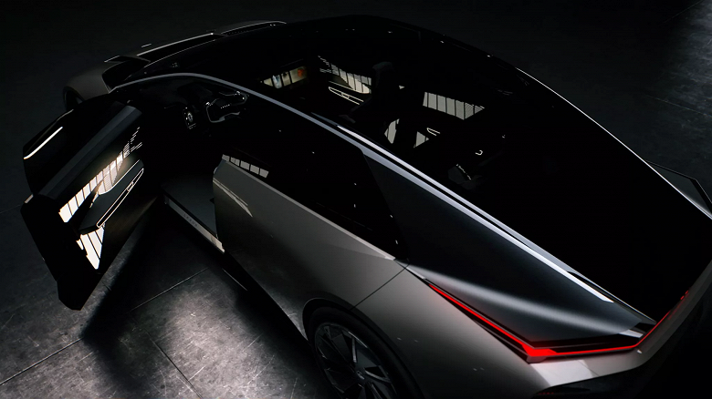 Представлен новейший Lexus LF-ZC с призматическими батареями