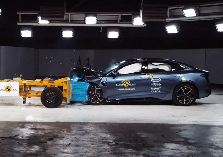 Второй после BMW iX3. Популярный седан BYD Seal получил пять звезд в рейтинге ANCAP