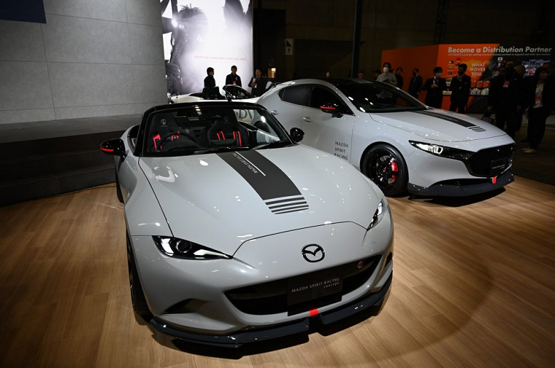 Mazda и Toyota решили использовать на 90% одинаковые бортовые системы и программное обеспечение