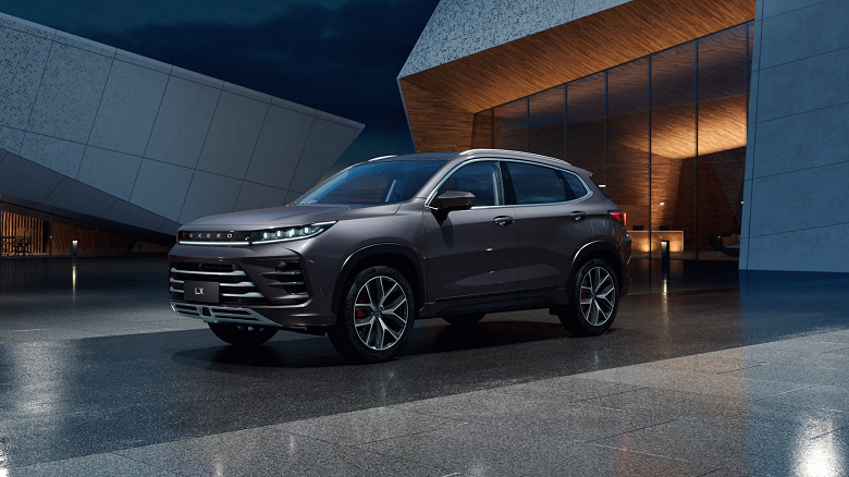 Россияне распробовали Lexus от Chery. Продажи Exeed в России в 2023 году взлетели в 3,5 раза, самая популярная модель – Exeed LX