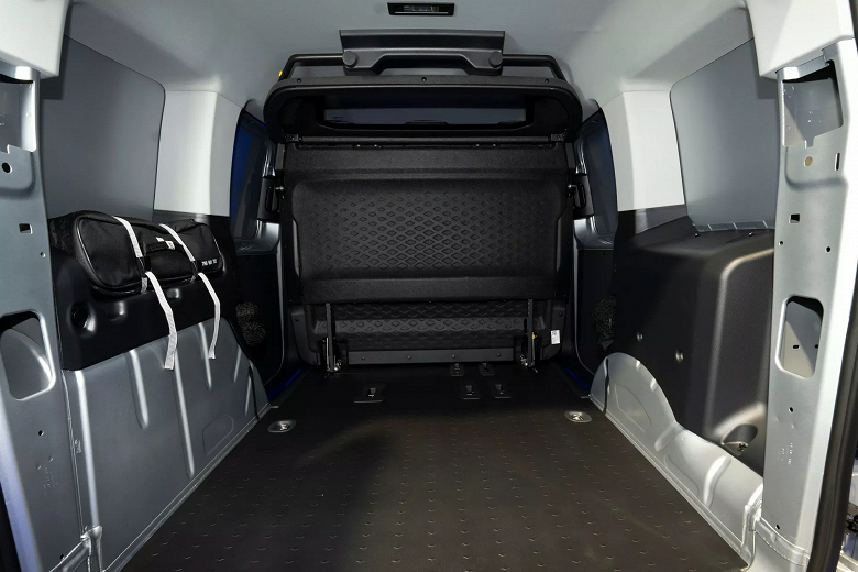 Представлен Ford Transit Connect 2024 с «гибкой концепцией сидений» и разными силовыми агрегатами