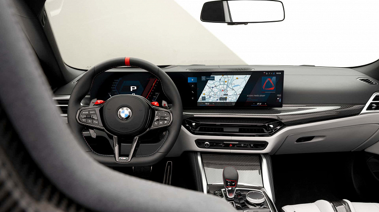 523 л.с., полный привод, лазерные фары и… «механика». Представлены новейшие BMW 4 2025 и BMW M4 2025, скоро они приедут в Россию