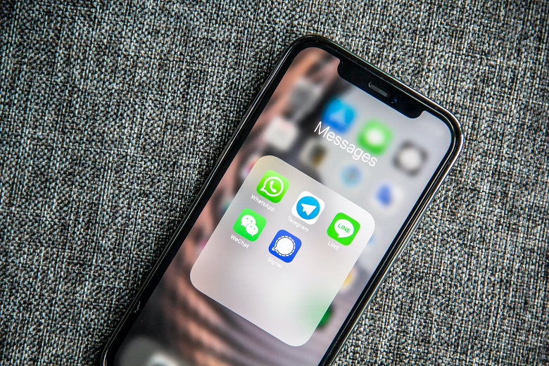 В WhatsApp обнаружили поддержку «сторонних чатов» – скоро заработает возможность общения с пользователями Telegram, Signal и даже Viber