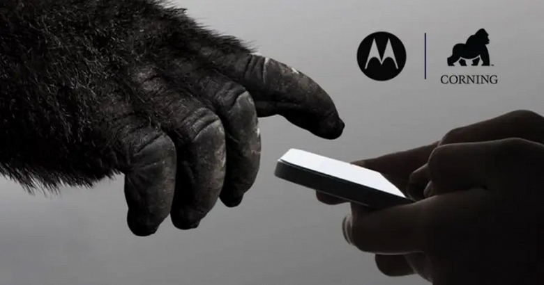 Все Motorola, даже самые дешевые, получат Corning Gorilla Glass. Анонсирована технология Smart Connect для связи смартфонов, ПК и планшетов