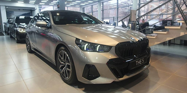 Новый BMW 5 Series в кузове G60 появился в России