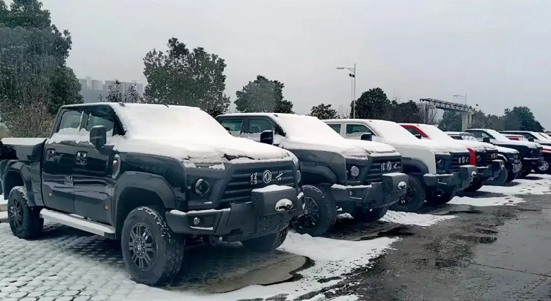 Эта машина подходит для нашей зимы: 6 тонн, 6,7 л, полный привод, независимая подвеска, до -41 °C. Dongfeng Warrior MS600 начали поставлять за пределы Китая