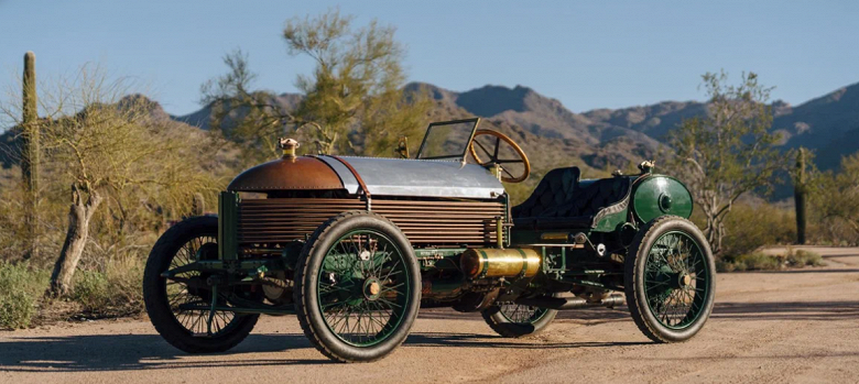 120-летний автомобиль с 15-литровым мотором, который разгонялся выше 160 км/ч, выставили на продажу