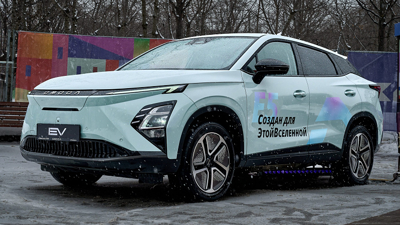 В России официально представлен первый электромобиль Omoda