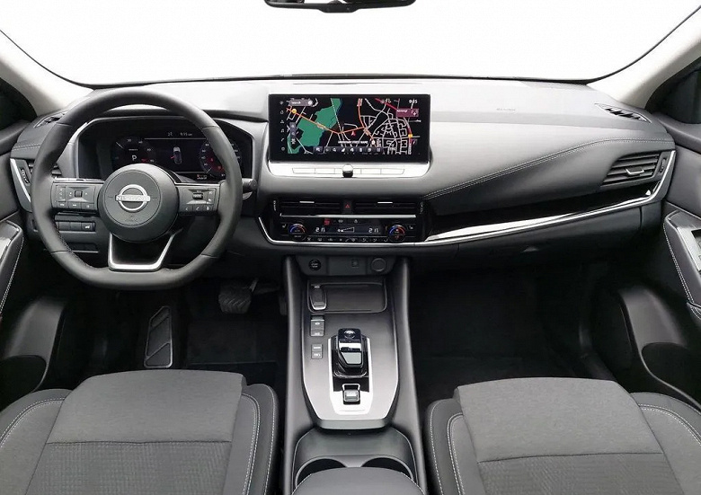 В России уже можно заказать Nissan Qashqai 2024 – и с бензиновым мотором, и с гибридной силовой установкой. Но российский Qashqai 2022 дешевле