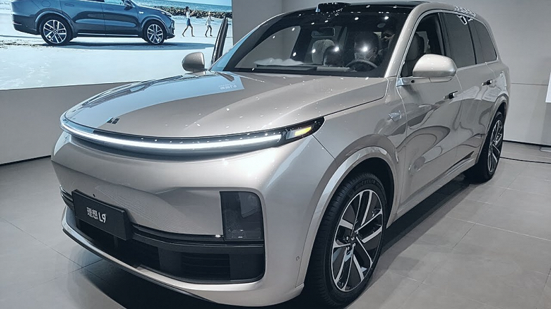 Полюбившийся россиянам Li Auto L9 получит версию 2024 модельного года. Li Auto обещает целых 8 новых моделей в этом году