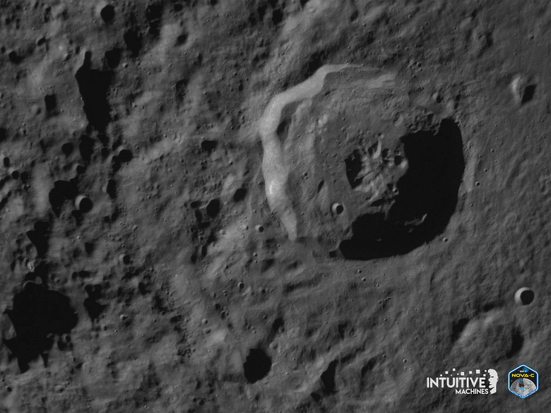«Одиссей» успешно достиг поверхности Луны в рамках миссии IM-1