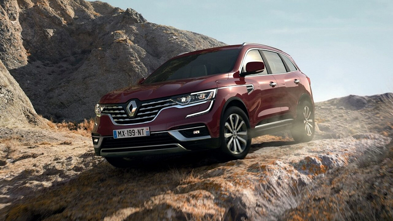 В продаже в России вновь появился Renault Koleos, и он дешевле «китайцев»