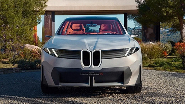 Ноздри на месте. Новейший кроссовер BMW Vision X рассекретили за день до премьеры