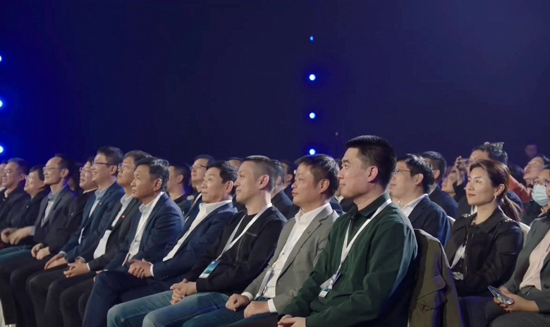 Глава Xiaomi Лэй Цзюнь обзавелся внедорожником Tank 700 прямо перед премьерой Xiaomi SU7
