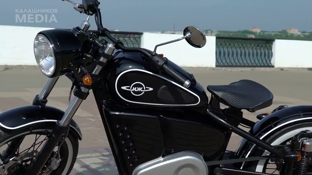 «Калашников» показал новейший электрический мотоцикл Иж-49 на видео