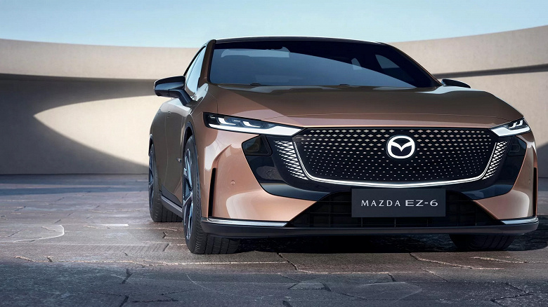 Новейшая Mazda EZ-6 будет проезжать до 1000 км на баке бензина, но полного привода у машины не будет