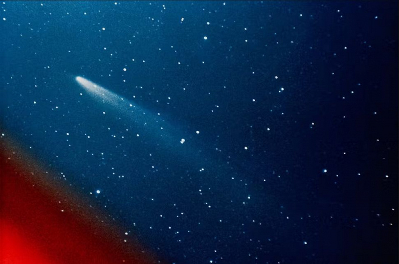 Астрономы обнаружили комету, которая может оказаться ярче большинства звёзд
