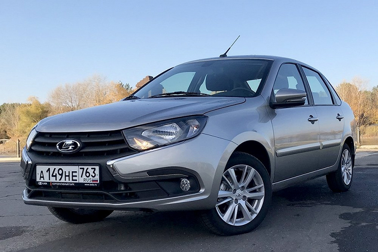 Дилеры: спрос на Lada Granta AT очень большой, что делать в случае необходимости замены КПП &mdash; неясно