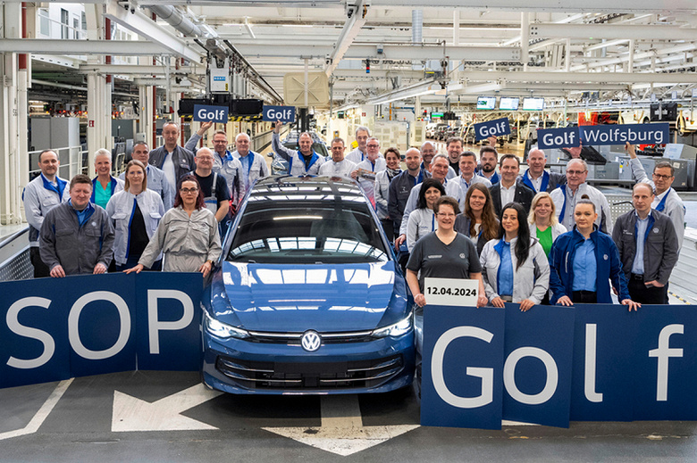 Началось производство обновлённого Volkswagen Golf — спустя 50 лет после выхода оригинальной машины. Названы лучшие модели VW 