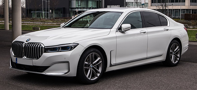 BMW выпустит 40 новых моделей за 5 лет, включая новые 7 series, X3 и X5. Компания не отказывается от ДВС