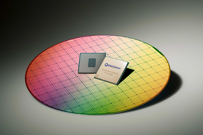 Неясно, получится ли у Qualcomm конкурировать с Intel и AMD в сегменте CPU для ноутбуков, но компания также собирается выпустить серверный процессор