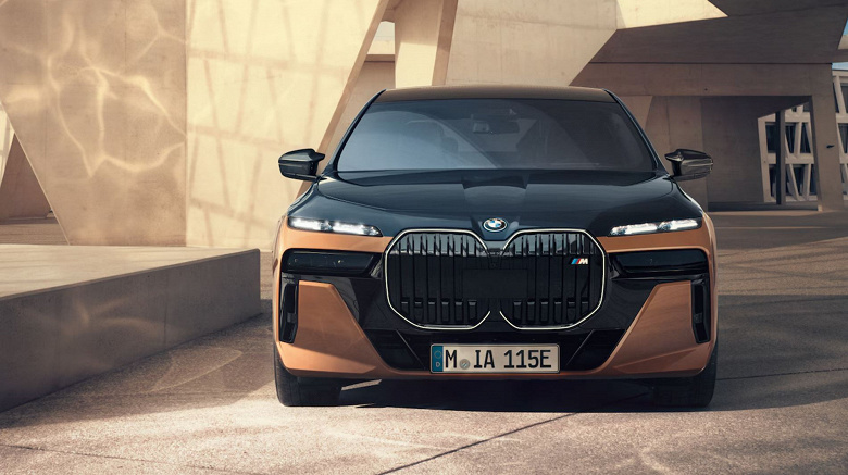 В России продают мощнейшую &laquo;семерку&raquo; BMW i7 M70 xDrive, как у Килиана Мбаппе