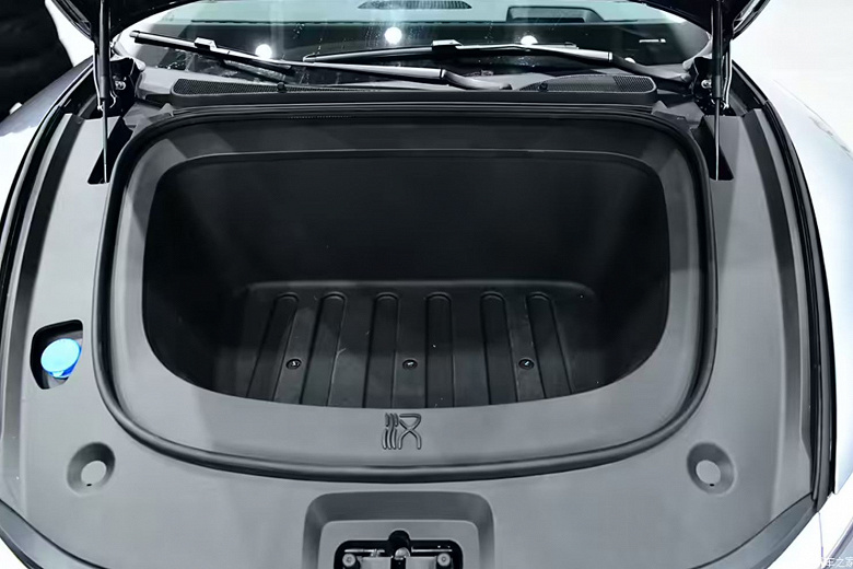 Этот флагман BYD станет сильным конкурентом BMW 5 серии и Mercedes-Benz E-класса. Представлен BYD Han L: 1101 л.с., 2,7 с до 100 км/ч, полный привод и «Глаз Бога» за 41 тыс. долларов