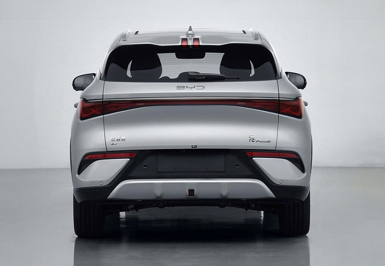 Новейший BYD Atto 3 2025 предложит больше помощи водителю